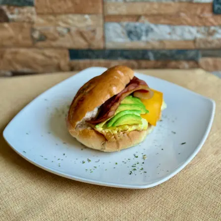 Bagels Breakfast